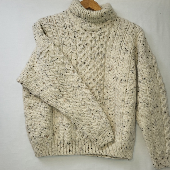 Carraig Donn Aran Irish Wool Fisherman´s Sweater...